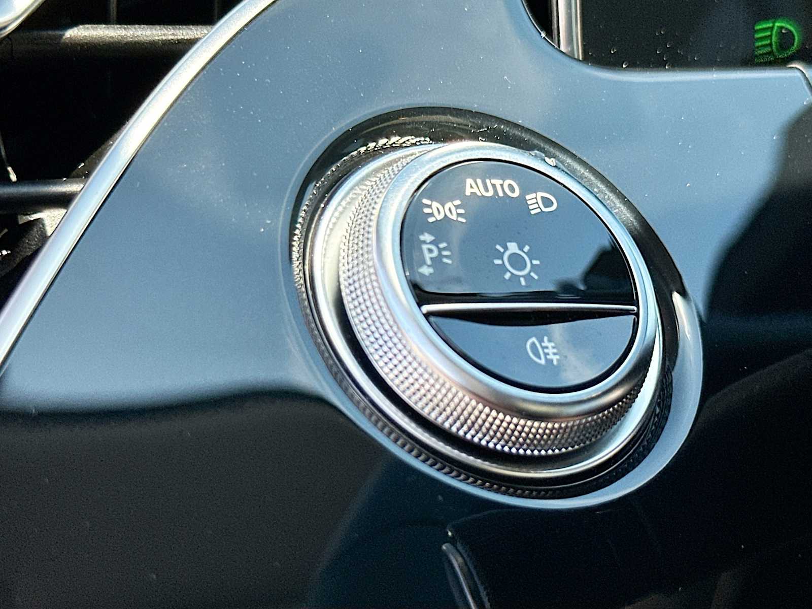Thumbnail: 2026 Mercedes-Benz E-Class - 10