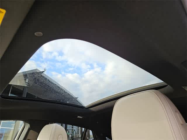 Thumbnail: 2026 Mercedes-Benz GLE - 18