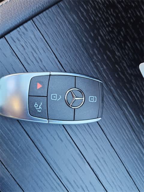 Thumbnail: 2026 Mercedes-Benz GLE - 34