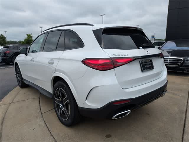 Thumbnail: 2025 Mercedes-Benz GLC - 4