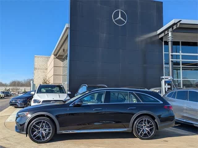 Thumbnail: 2025 Mercedes-Benz E-Class - 6