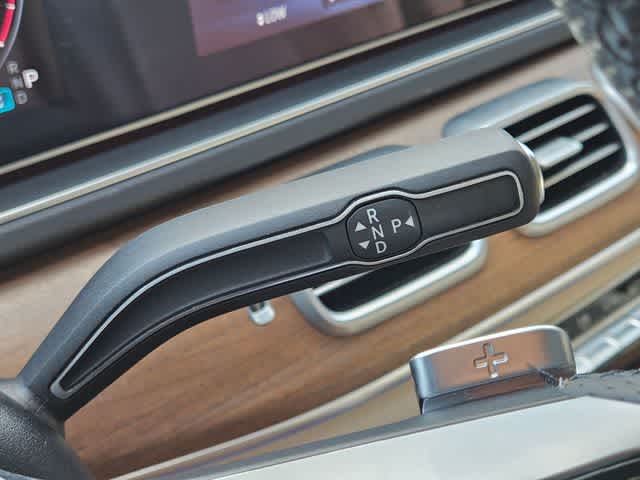 Thumbnail: 2024 Mercedes-Benz GLS - 33