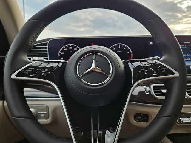 Thumbnail: 2026 Mercedes-Benz GLE - 25