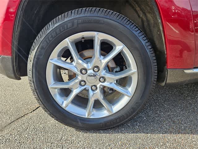 Thumbnail: 2015 Jeep Grand Cherokee - 13