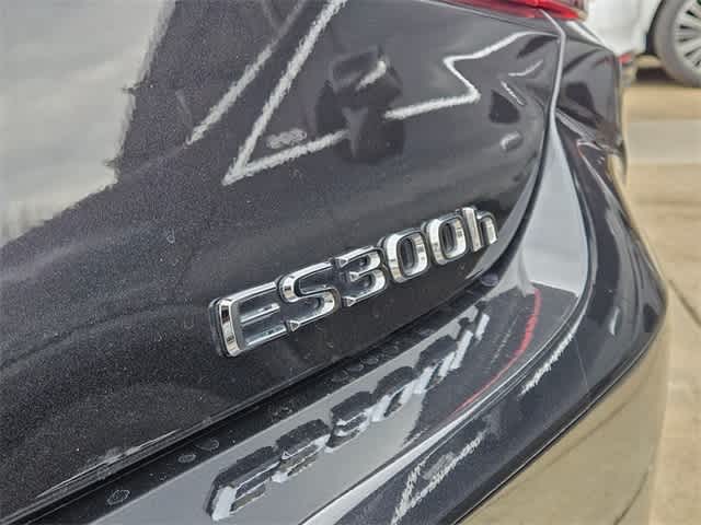 Thumbnail: 2024 Lexus ES - 20