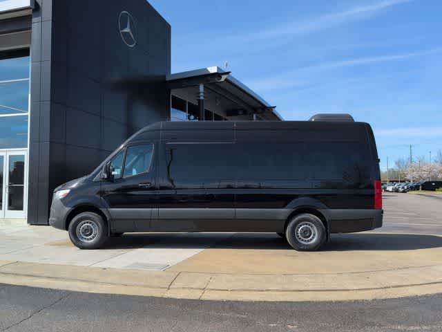 Thumbnail: 2026 Mercedes-Benz Sprinter - 3