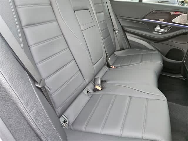 Thumbnail: 2026 Mercedes-Benz GLE - 22