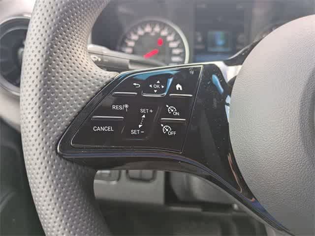 Thumbnail: 2025 Mercedes-Benz Sprinter - 16