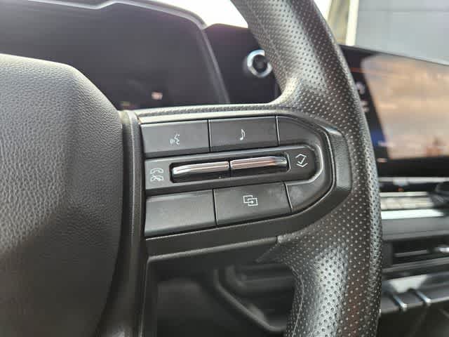 Thumbnail: 2024 Chevrolet Colorado - 24