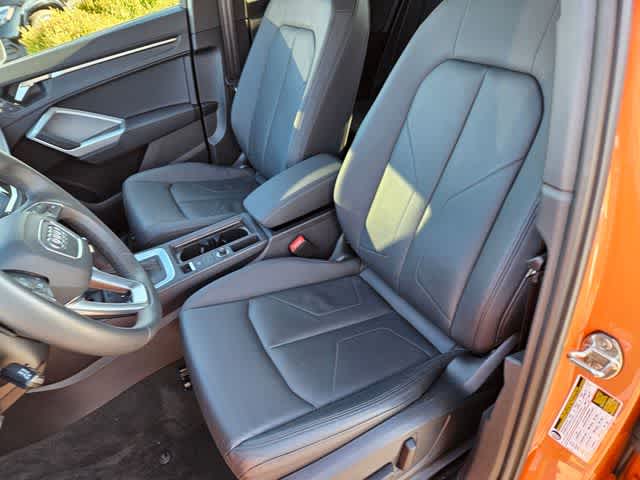 Thumbnail: 2025 Audi Q3 - 15