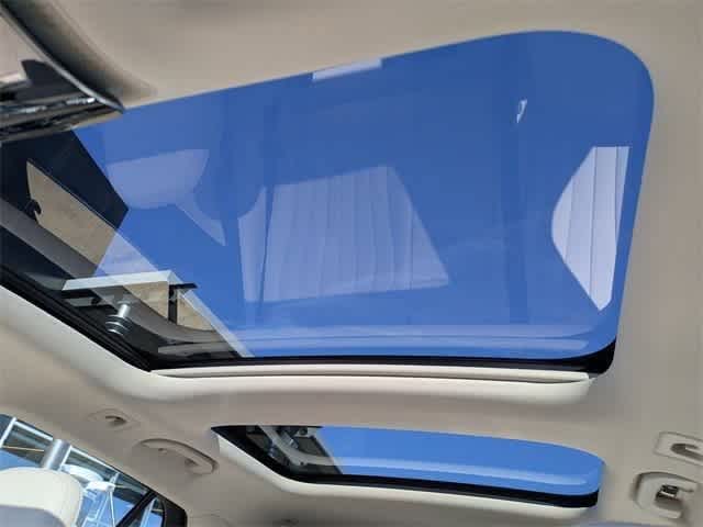 Thumbnail: 2025 Mercedes-Benz E-Class - 26