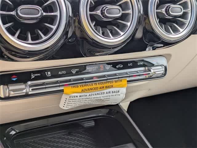 2025 Mercedes-Benz GLA 250 23