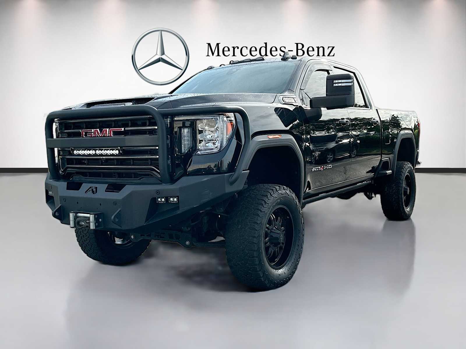 Thumbnail: 2020 GMC Sierra 2500 - 1