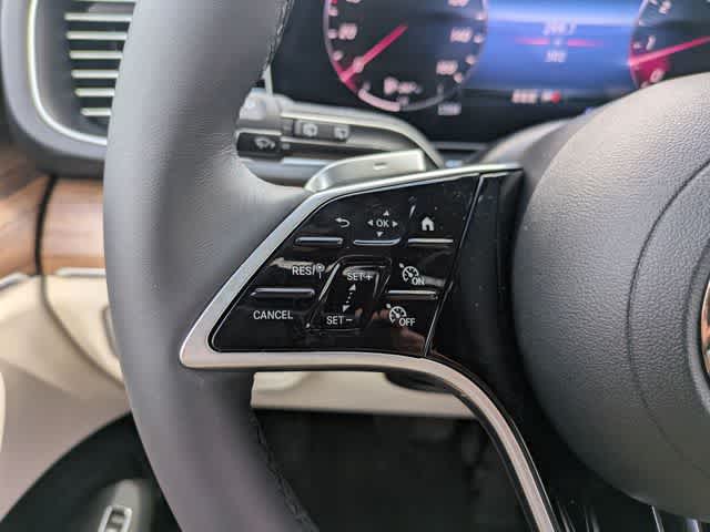 Thumbnail: 2026 Mercedes-Benz GLE - 24