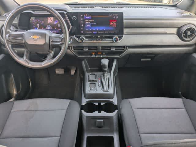 Thumbnail: 2024 Chevrolet Colorado - 14