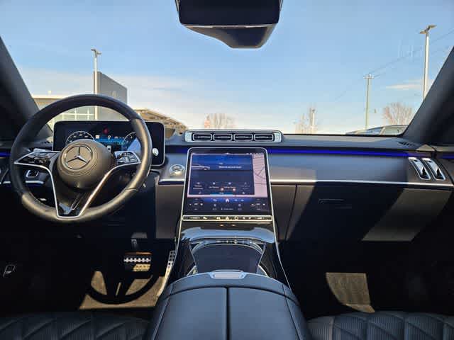 Thumbnail: 2023 Mercedes-Benz S-Class - 19