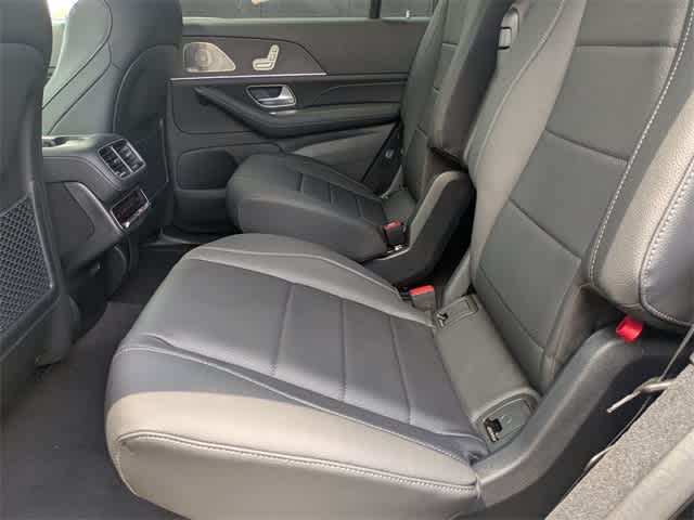 Thumbnail: 2025 Mercedes-Benz GLS - 18