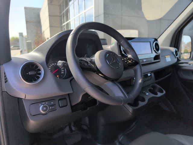 Thumbnail: 2026 Mercedes-Benz Sprinter - 2
