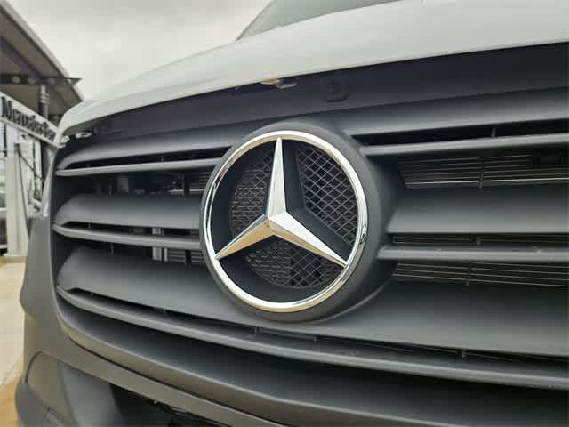 Thumbnail: 2026 Mercedes-Benz Sprinter - 10