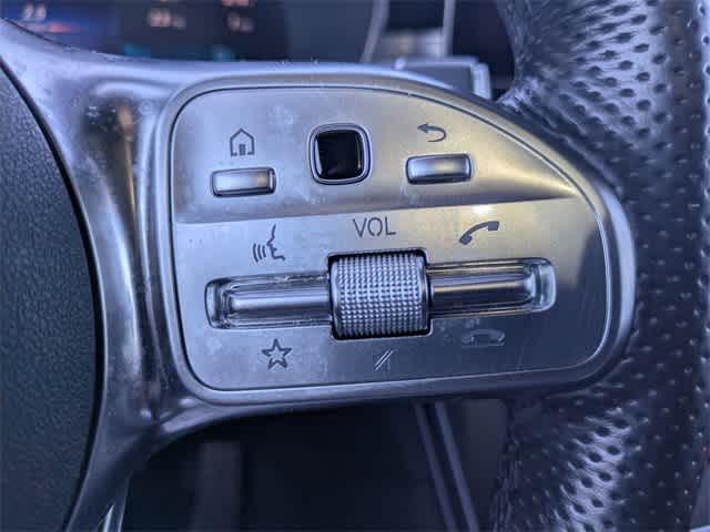 Thumbnail: 2022 Mercedes-Benz GLC - 24