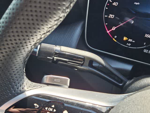 Thumbnail: 2025 Mercedes-Benz GLC - 28