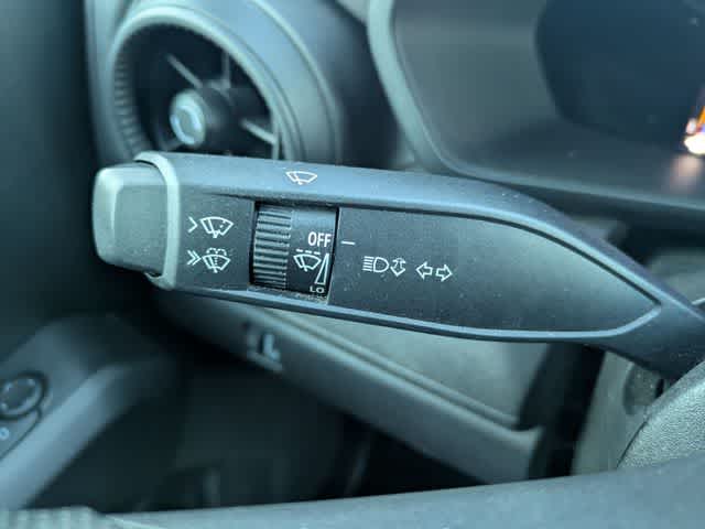 Thumbnail: 2023 Chevrolet Colorado - 24