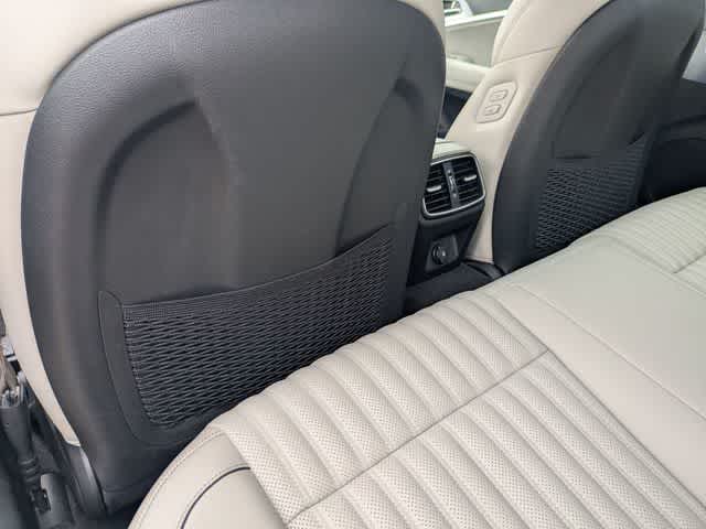 Thumbnail: 2023 Genesis G70 - 14