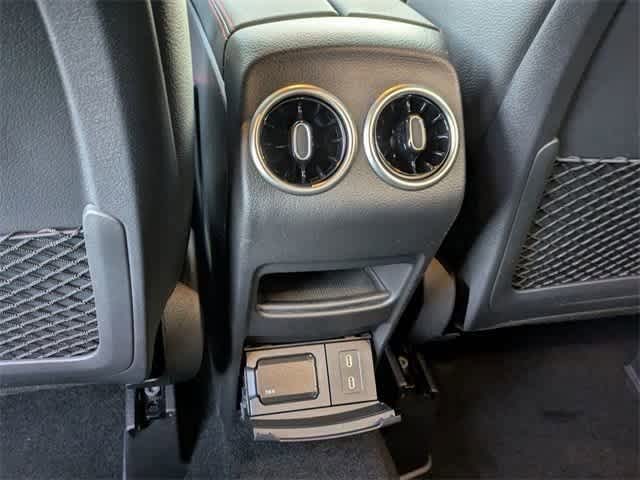 2025 Mercedes Benz GLA 250 AMG photo 3