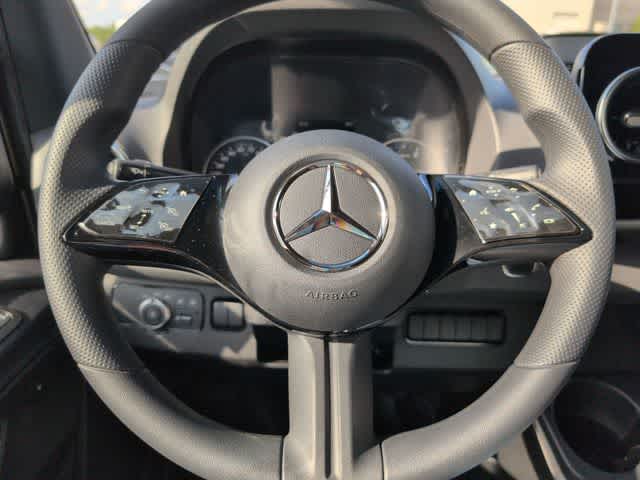 Thumbnail: 2026 Mercedes-Benz Sprinter - 21