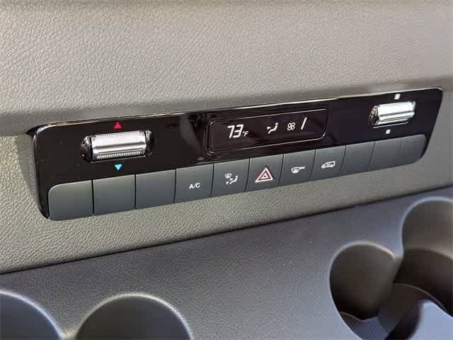 Thumbnail: 2025 Mercedes-Benz Sprinter - 24