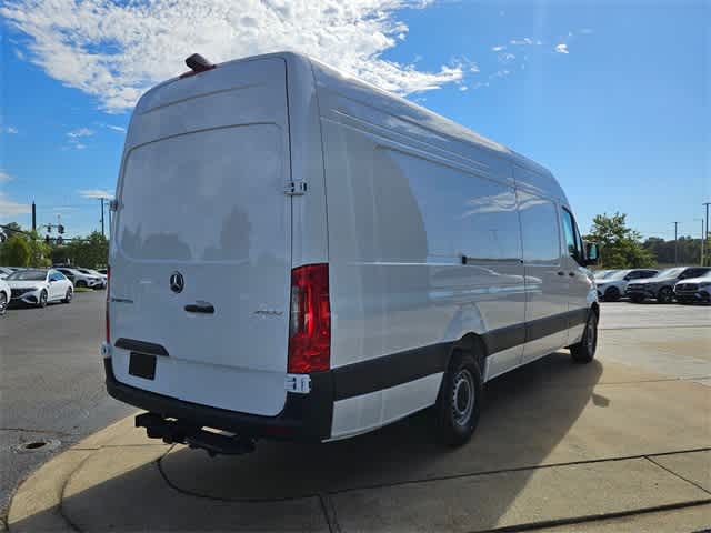 Thumbnail: 2026 Mercedes-Benz Sprinter - 7