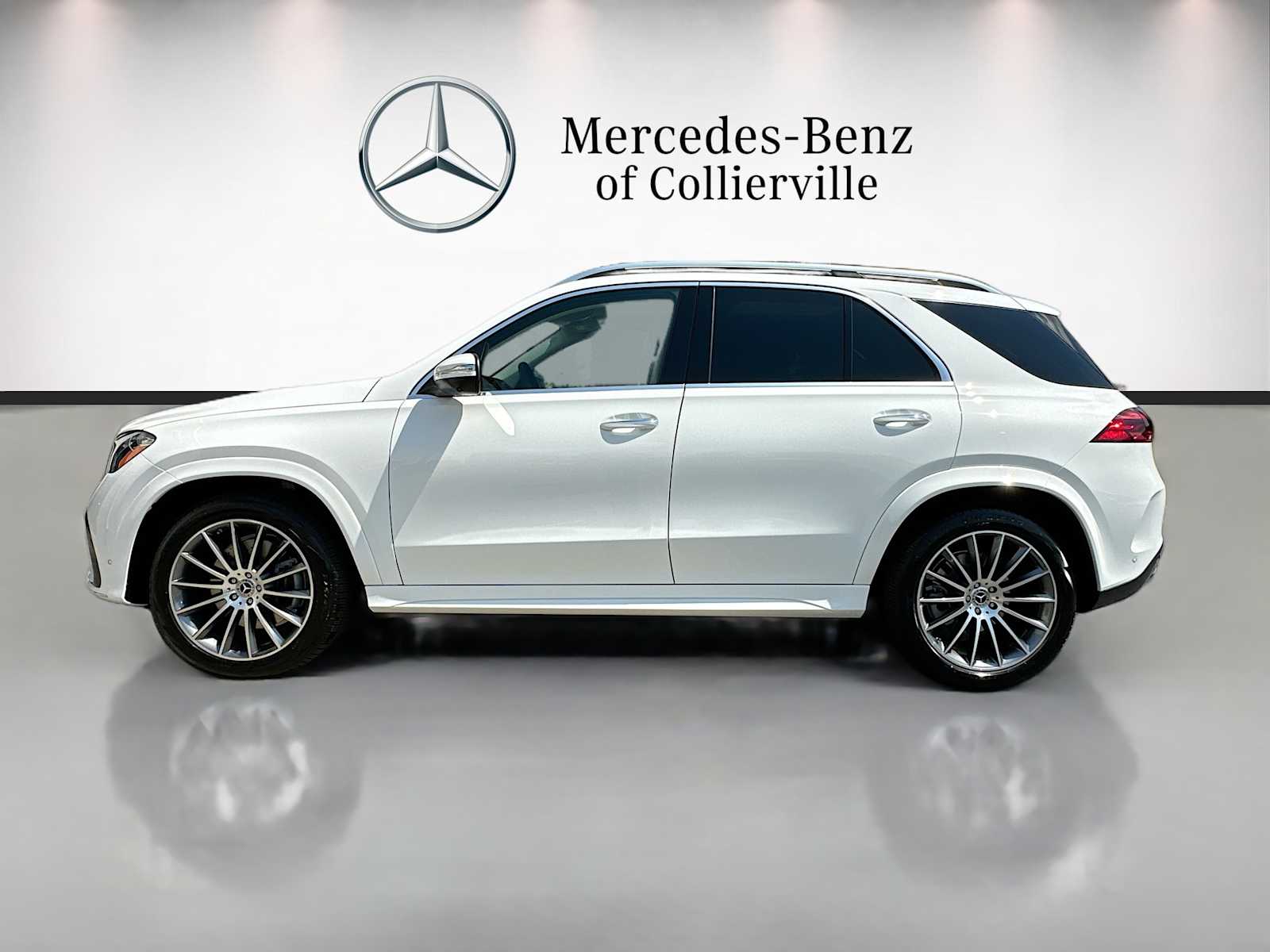 Thumbnail: 2026 Mercedes-Benz GLE - 8