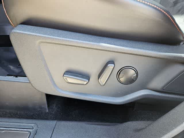 Thumbnail: 2025 Ford Bronco - 17