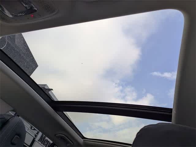 Thumbnail: 2025 Mercedes-Benz GLS - 26