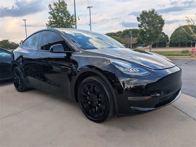 Thumbnail: 2023 Tesla Model Y - 2