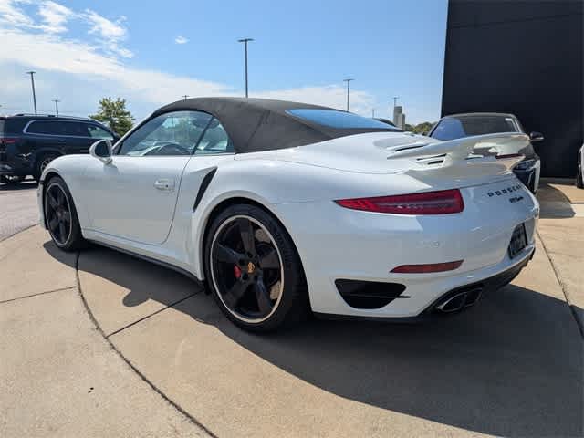 Thumbnail: 2015 Porsche 911 - 6