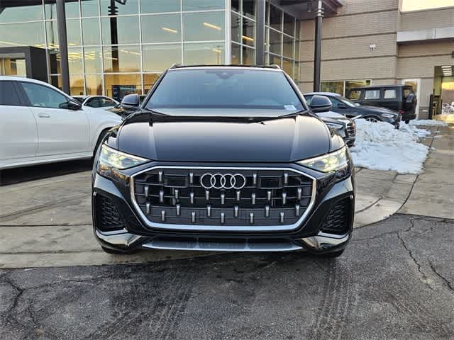 Thumbnail: 2025 Audi Q8 - 4