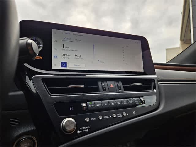 Thumbnail: 2024 Lexus ES - 29