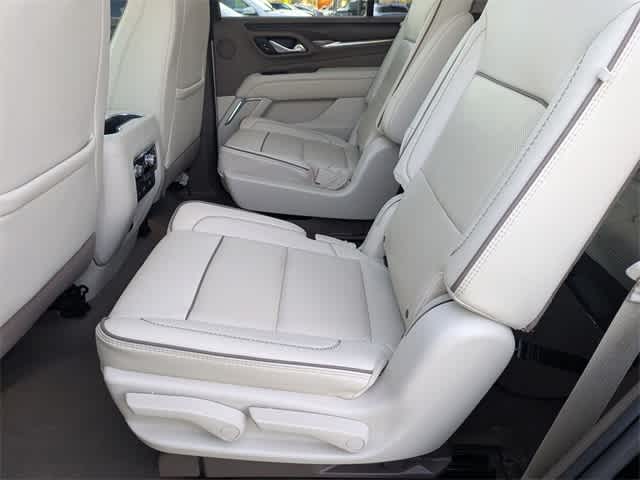 Thumbnail: 2023 GMC Yukon - 19