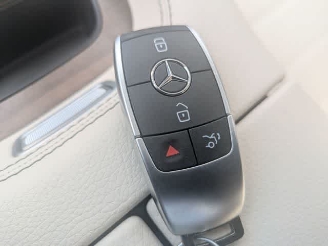 Thumbnail: 2025 Mercedes-Benz GLE - 33