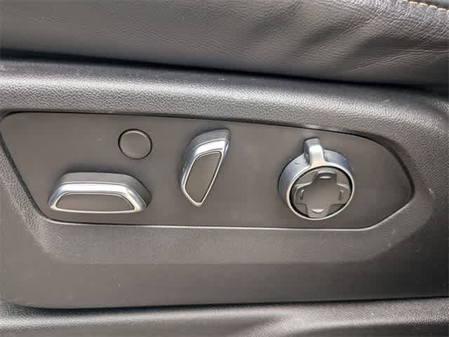 Thumbnail: 2021 Cadillac Escalade - 16