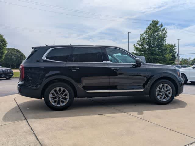 Thumbnail: 2023 Kia Telluride - 10