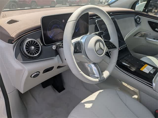 Thumbnail: 2025 Mercedes-Benz EQE - 9
