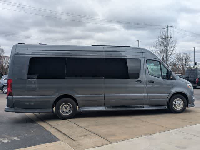 Thumbnail: 2024 Mercedes-Benz Sprinter - 10