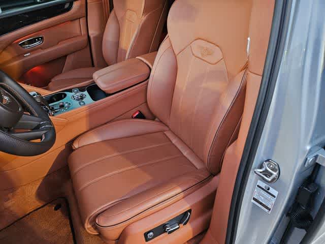 Thumbnail: 2023 Bentley Bentayga - 14