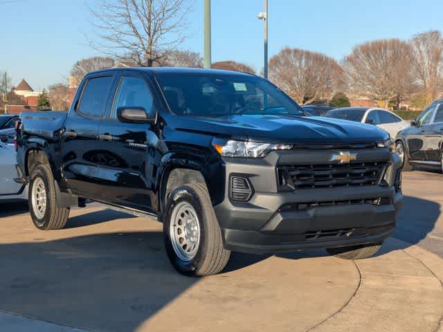 Thumbnail: 2023 Chevrolet Colorado - 3