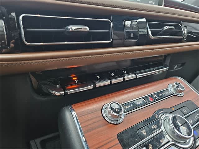 Thumbnail: 2024 Lincoln Aviator - 34