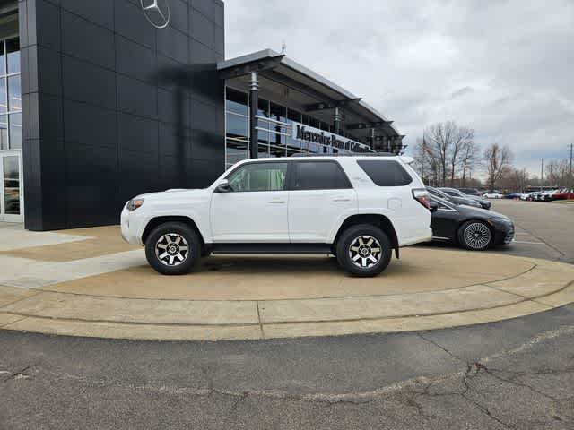 Thumbnail: 2024 Toyota 4Runner - 6