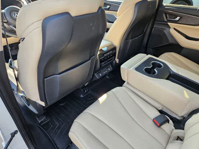 Thumbnail: 2022 Acura MDX - 17