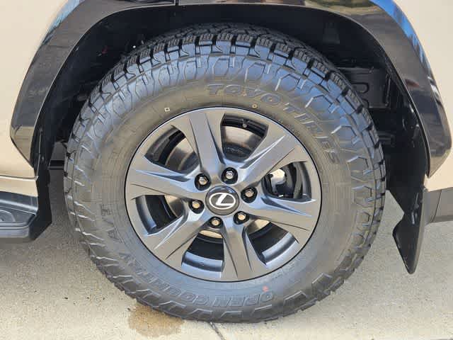 Thumbnail: 2025 Lexus LX - 13